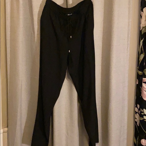 DKNY Trousers - Picture 3 of 3